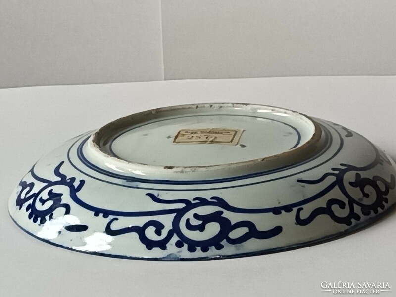 Japán porcelán tál, tányér aukción szerepelt