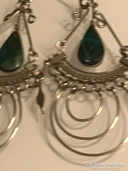 Handmade earrings with malachite insert, 7 cm long