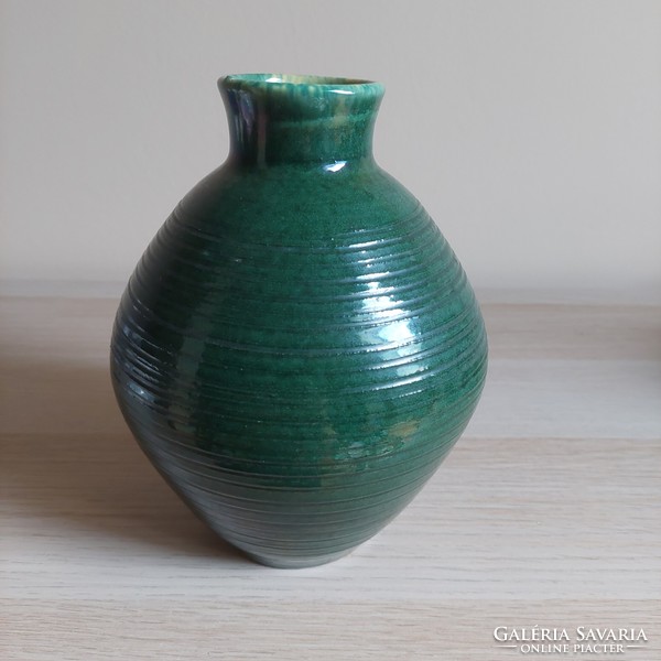 Retro zöld kerámia váza