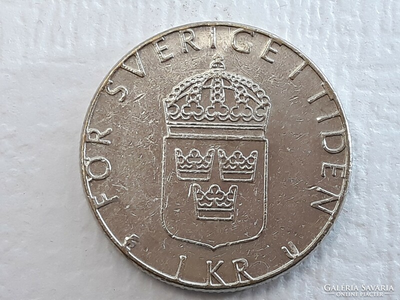Sweden 1 kroner 1984 coin - Swedish 1 kr 1984 xvi. Foreign coin of King Gustav Károly