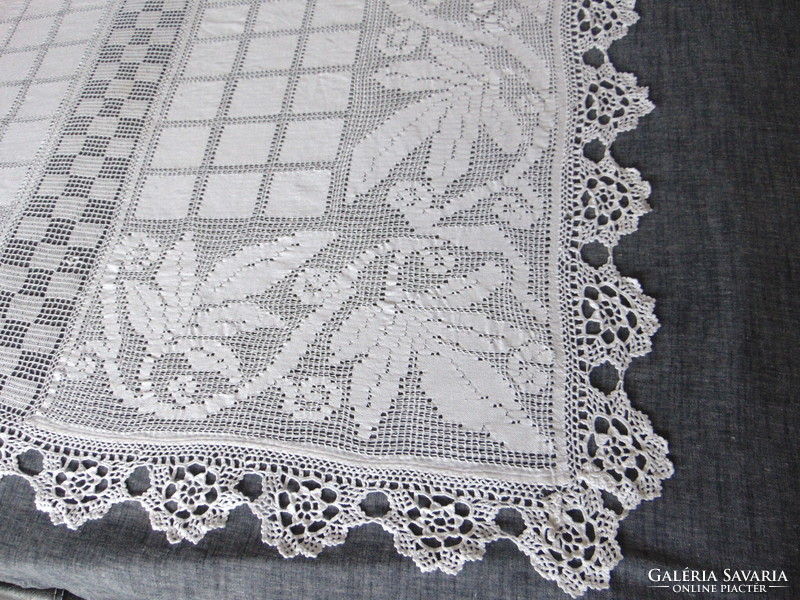 Transylvanian woven crocheted old lace tablecloth