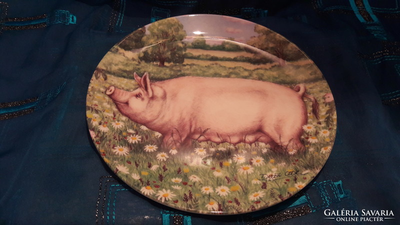 Piggy porcelain decorative plate, wall plate 3. (M3053)