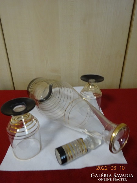 Two-person wine set, black base, gold stripes. He has! Jokai.