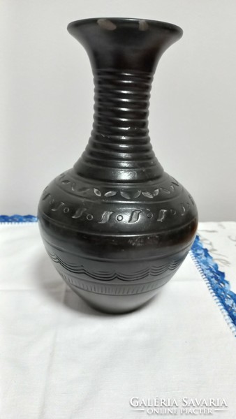 Lakatos L Mohács-i fekete cserép mázas kerámia váza, jelzett, szignált