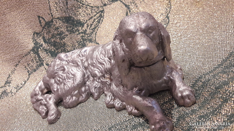 Old metal setter dog statue (l3118)