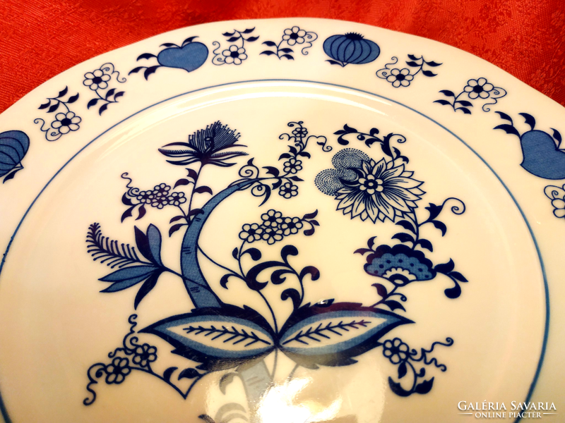 Gyönyörű porcelán, hagymamintás nagy lapos tányér, 6 darab