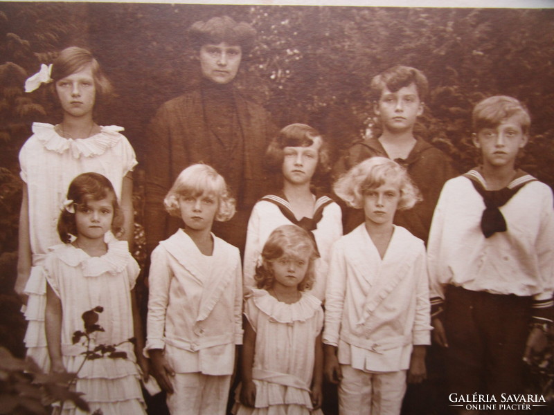 1929 Queen Zita, the last Hungarian queen + 8 children's period photos photo sheet