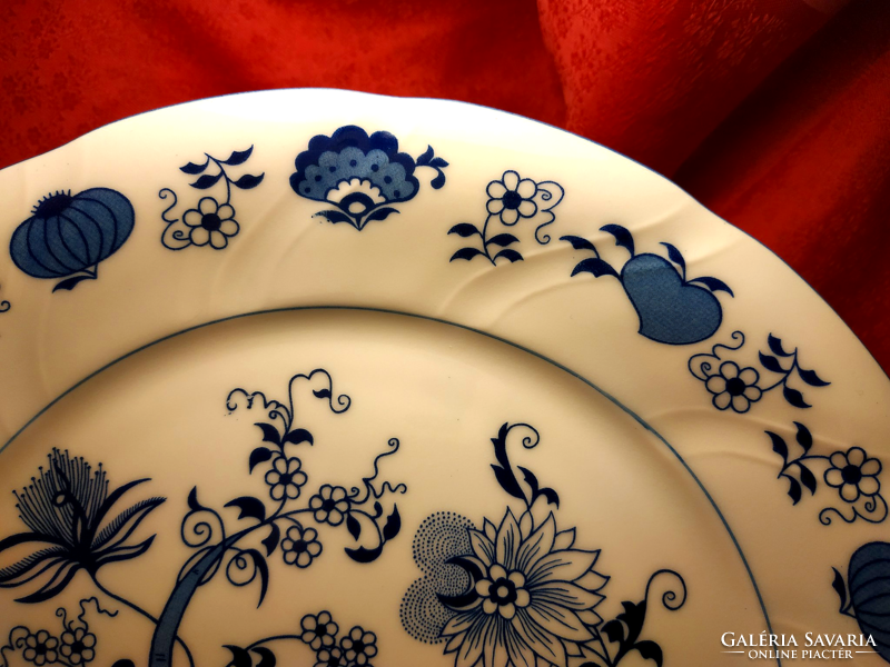 Gyönyörű hagymamintás porcelán nagy lapos kínáló tál, asztalközép