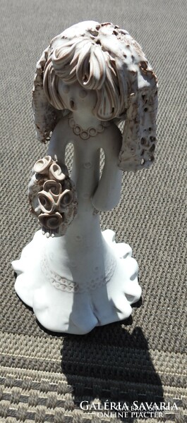 Buda branch small sculpture: bride / gallery company - judged product