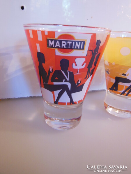 Glasses - 3 pieces - martinis - 2 dl - thick - glass - not worn - retro - flawless