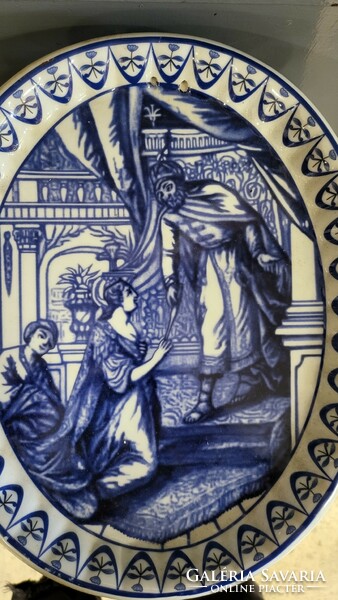 Delfti kék mázas jelenetes porcelán dísztál, dísztányér, falitányér