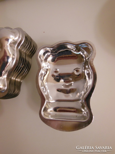 Baking tin - 10 pcs - new - teddy bear head - 8 x 5 x 1.5 cm - German