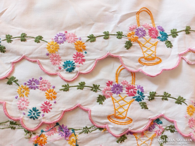 Régi 2 db polccsík vintage kézimunka virágkosár mintás textil csík