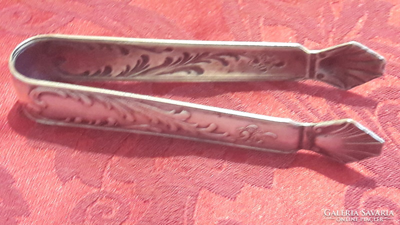 Old silver-plated sugar tongs 1. (L3046)