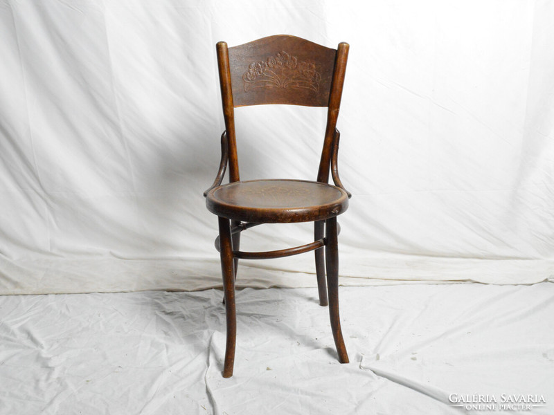Antique thonet chair restored