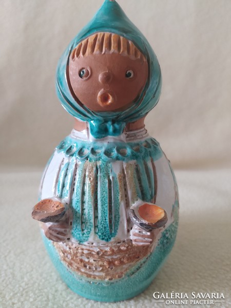 Ilona Kiss roóz: girl with bowls, ceramic figure, 18 cm