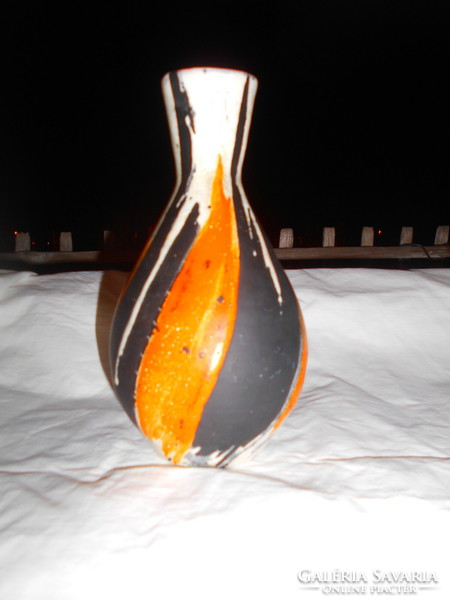Gorka livia marked ceramic vase