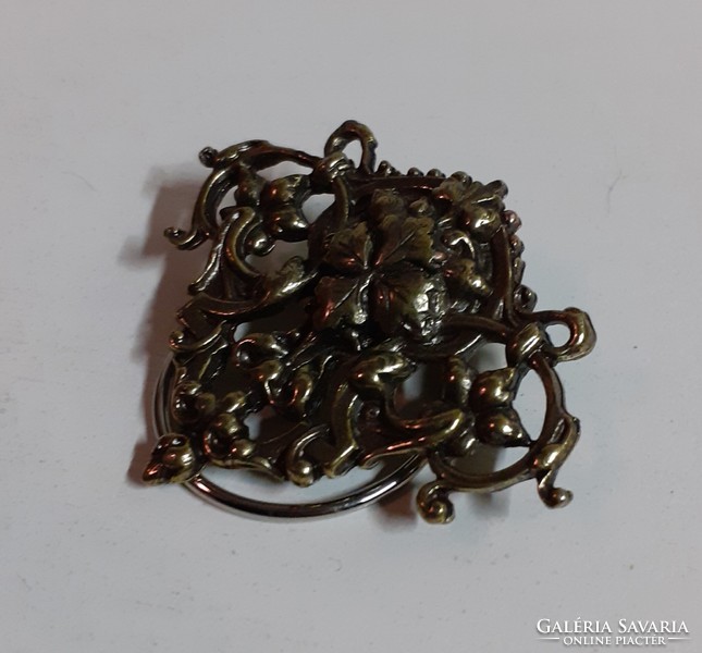 Retro openwork pattern brooch pin/cloth clip
