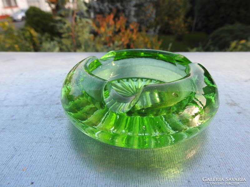 Zöld kristály hamutál - hamuzó