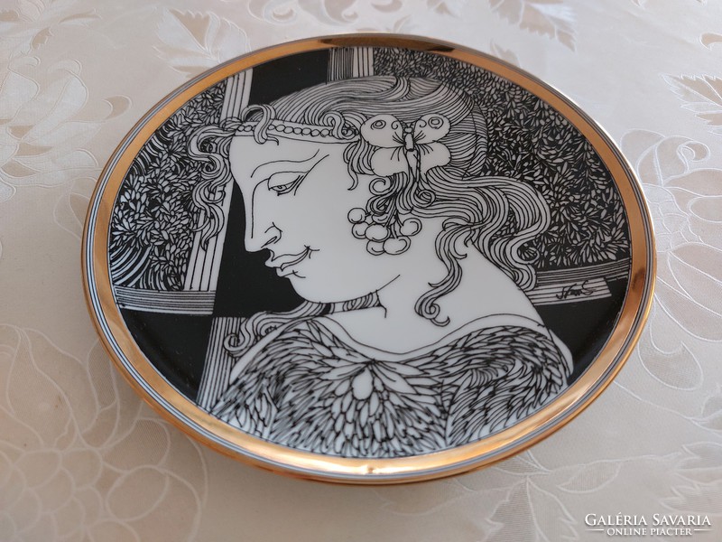 Raven House Saxon Ender porcelain wall decoration butterfly wall plate decorative plate 15.5 Cm