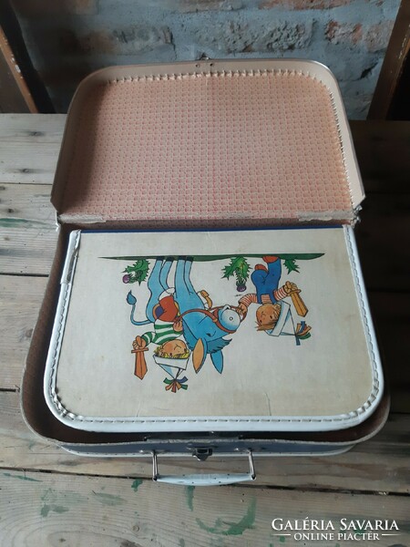 Retro Czechoslovakian children's suitcase set, snack suitcase set