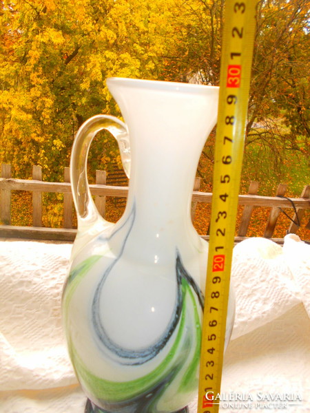 Cseh nagyméretű  többszínű üvegből kancsó --látványos szép darab 29,5 cm