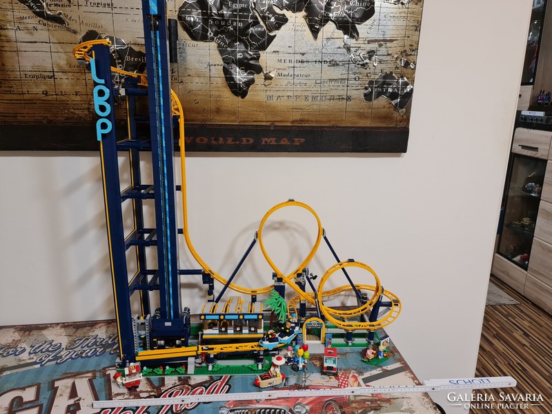 LEGO Loop coaster - Hurok Hullám vasút 10303