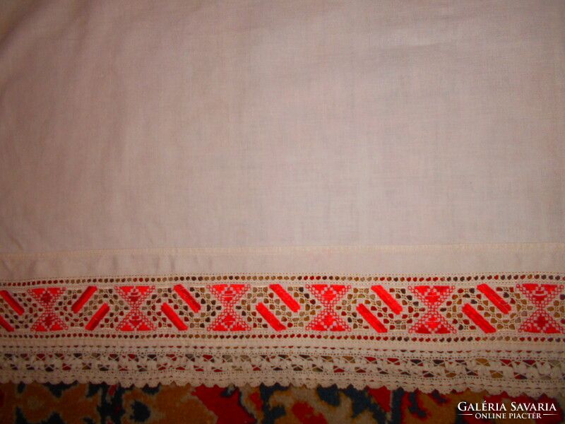 Antique linen-weave commode tablecloth with cut-out embroidered border 120 cm x 50 cm