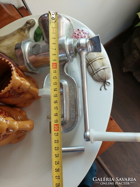Meat grinder made of aluminum