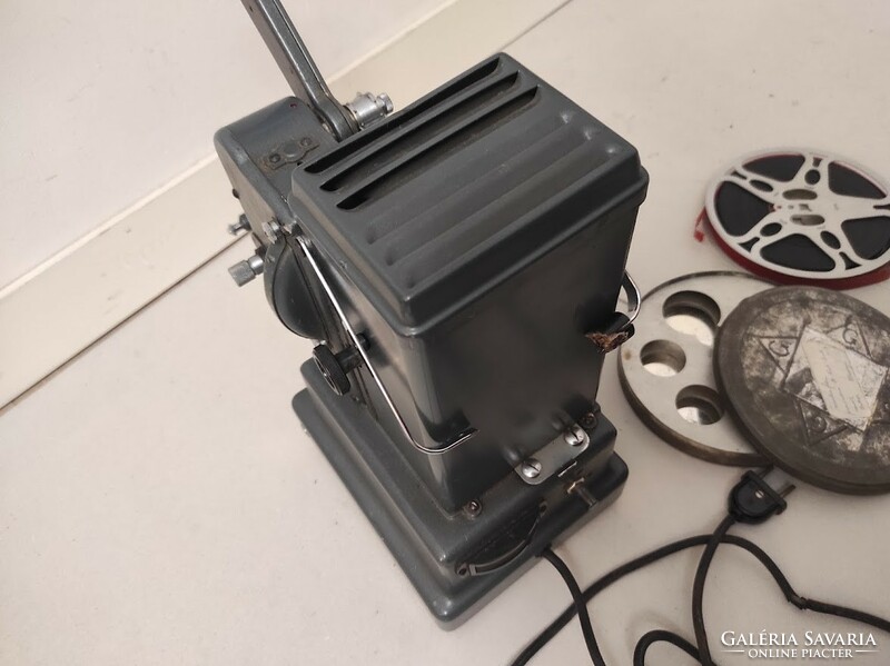 Antique film projection machine cinema projector in original box 922 6045