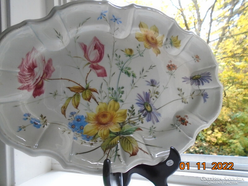 Renaissance revival giant spectacular oval majolica bowl with hand-painted renaissance flower pattern