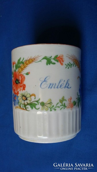 Poppy zsolnay commemorative mug