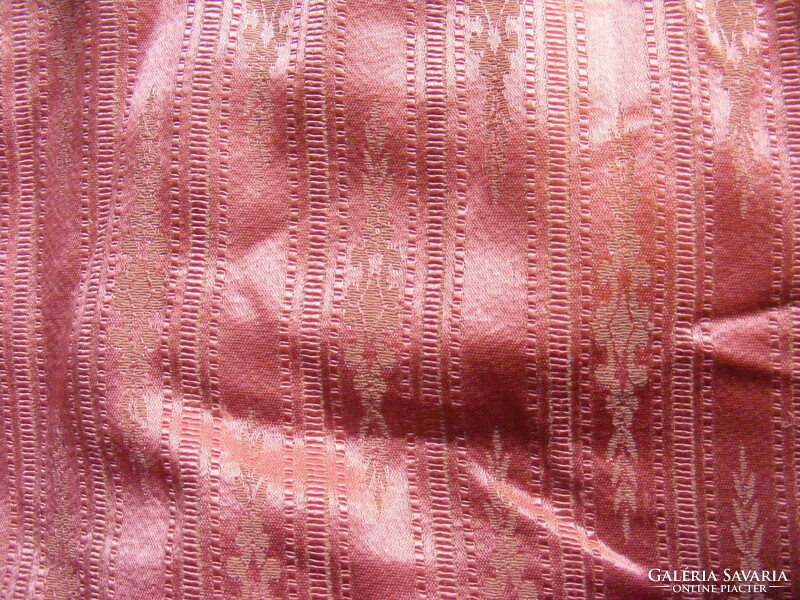 2 db rózsaszínű  függöny 169 x  119 cm