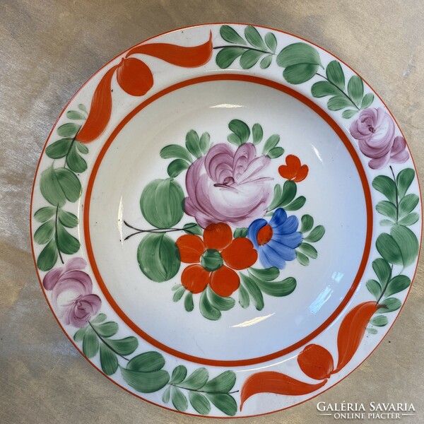 Deep painted wall plate