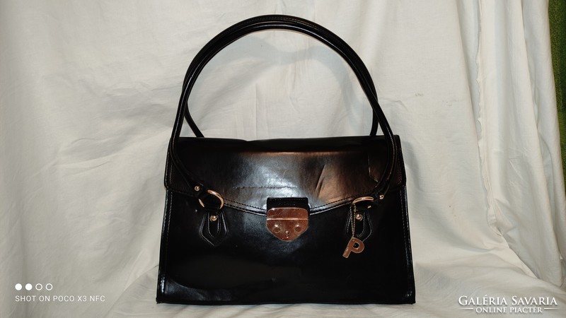 Price drop!!!! Vintage picard women's bag black shiny leather