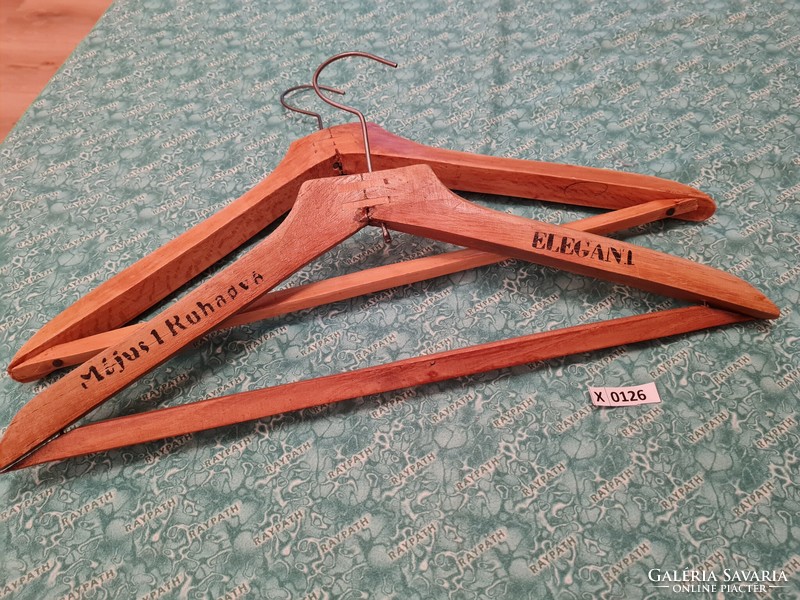 May 1 clothes factory elegant hanger 2 pieces in one