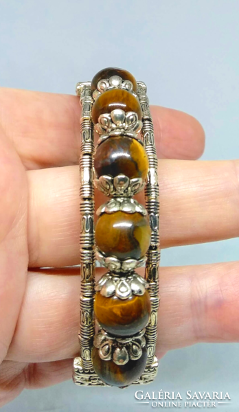 Tibetan bracelet with tiger's eye mineral beads