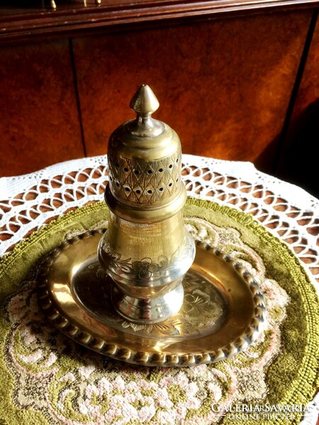 Sumptuous, antique, silver-plated, marked, chiselled powdered sugar with matching tray