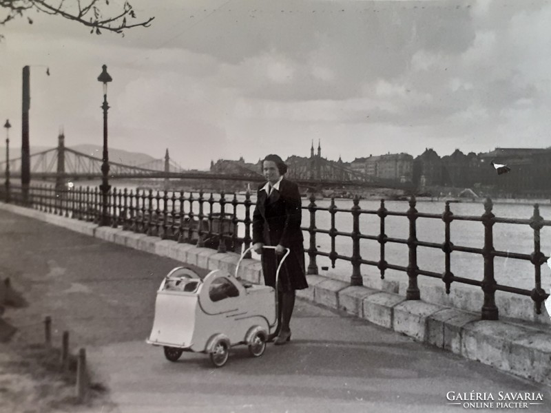 Old photo vintage female photo stroller image