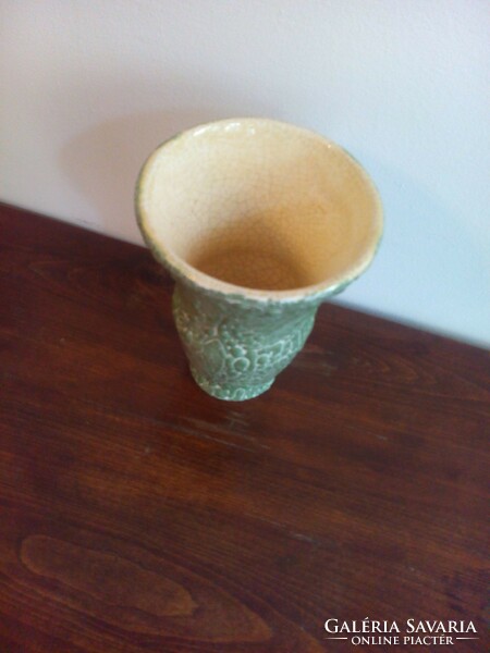 Green gorka gauze ceramic vase