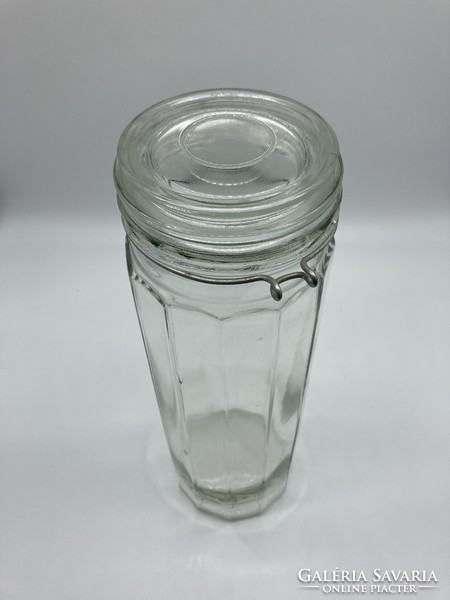Glass with buckle for storing spaghetti