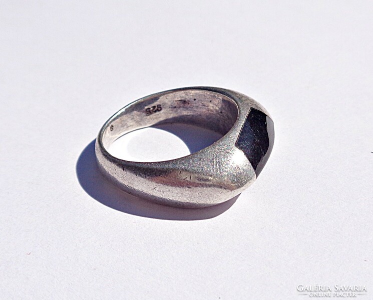 Onix stone inlaid silver ring