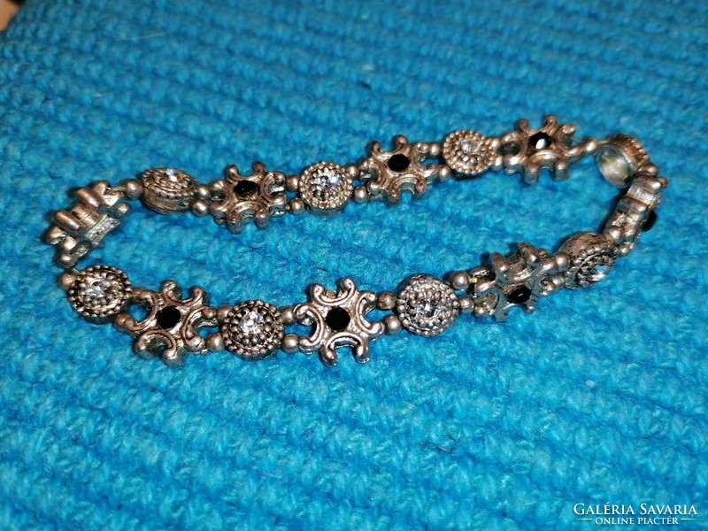 Thin rhinestone bracelets 3 pcs (492)