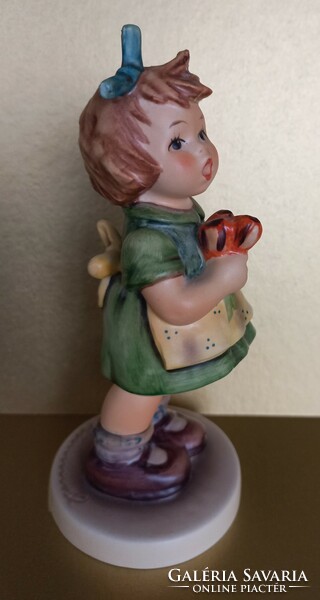 Hummel little girl in a green dress (13 cm)