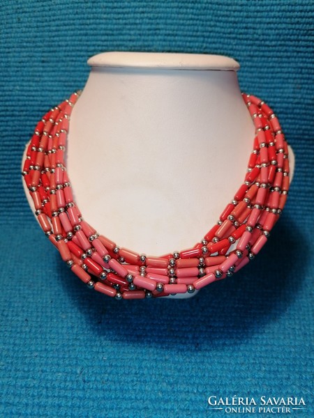 Coral multi-row necklace (498)