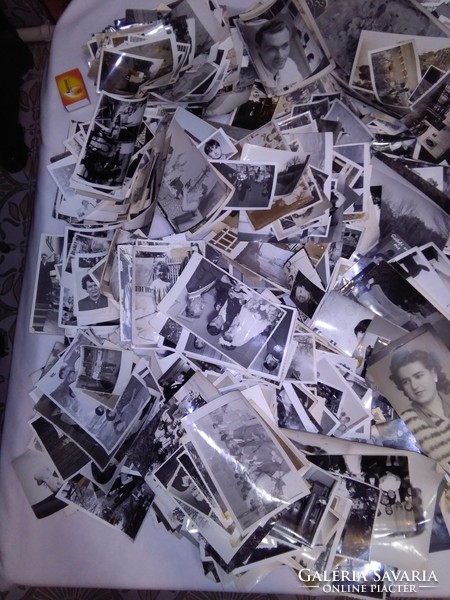 Több száz régi, retro fekete-fehér fotó, több mint 3,5 kg - együtt - hagyatékokból