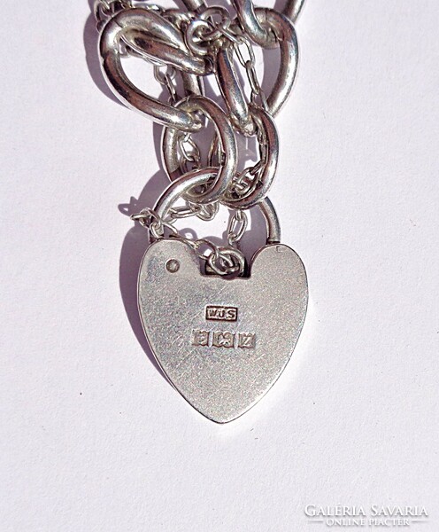 English silver bracelet with a heart-shaped clasp