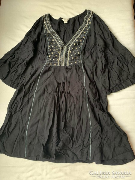 Monsoon tunic with sequins and pearls, size 44