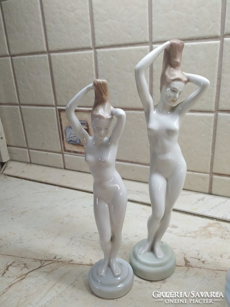 Female nude sculpture 2 pcs for sale! Alföldi porcelain woman combing her hair 2 pcs