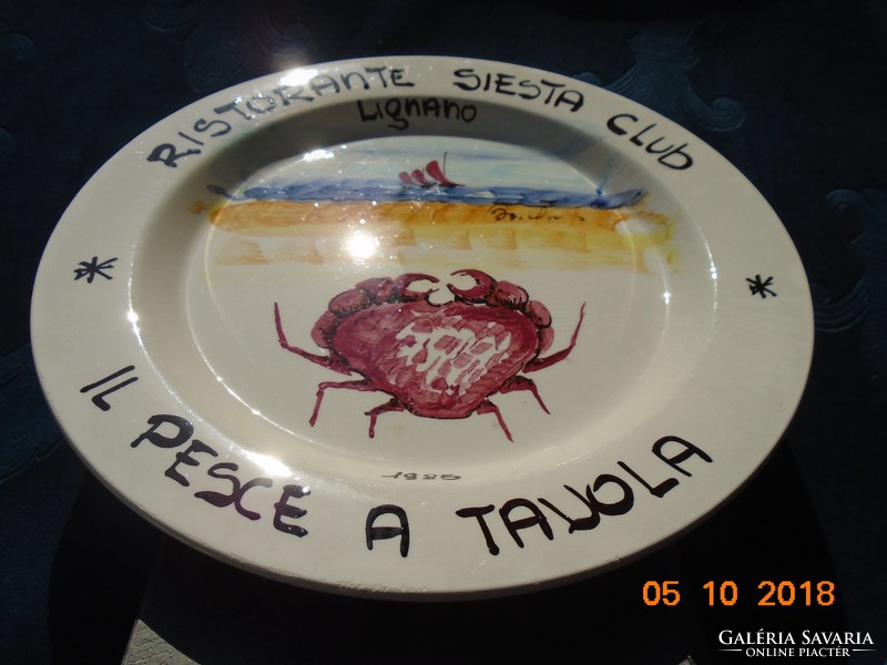 Olasz majolika tányér kézzel festett,szignózott tájkép rákkal RISTORANTE SIESTA CLUB LIGNANO